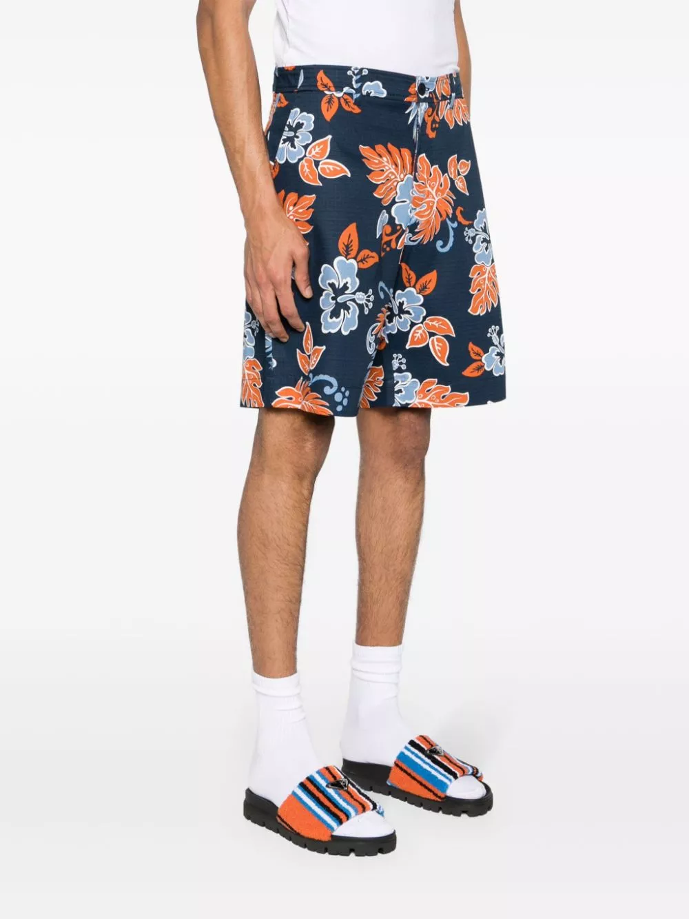 Affordable Maison Kitsune floral-print ripstop shorts Men 0113