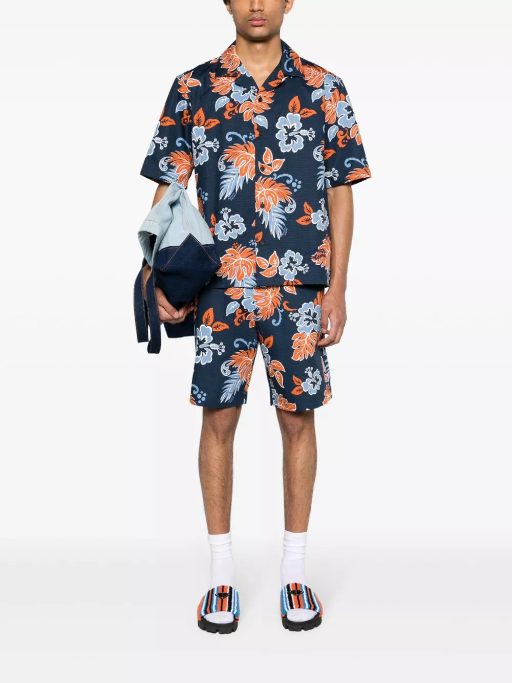 Affordable Maison Kitsune floral-print ripstop shorts Men 0113